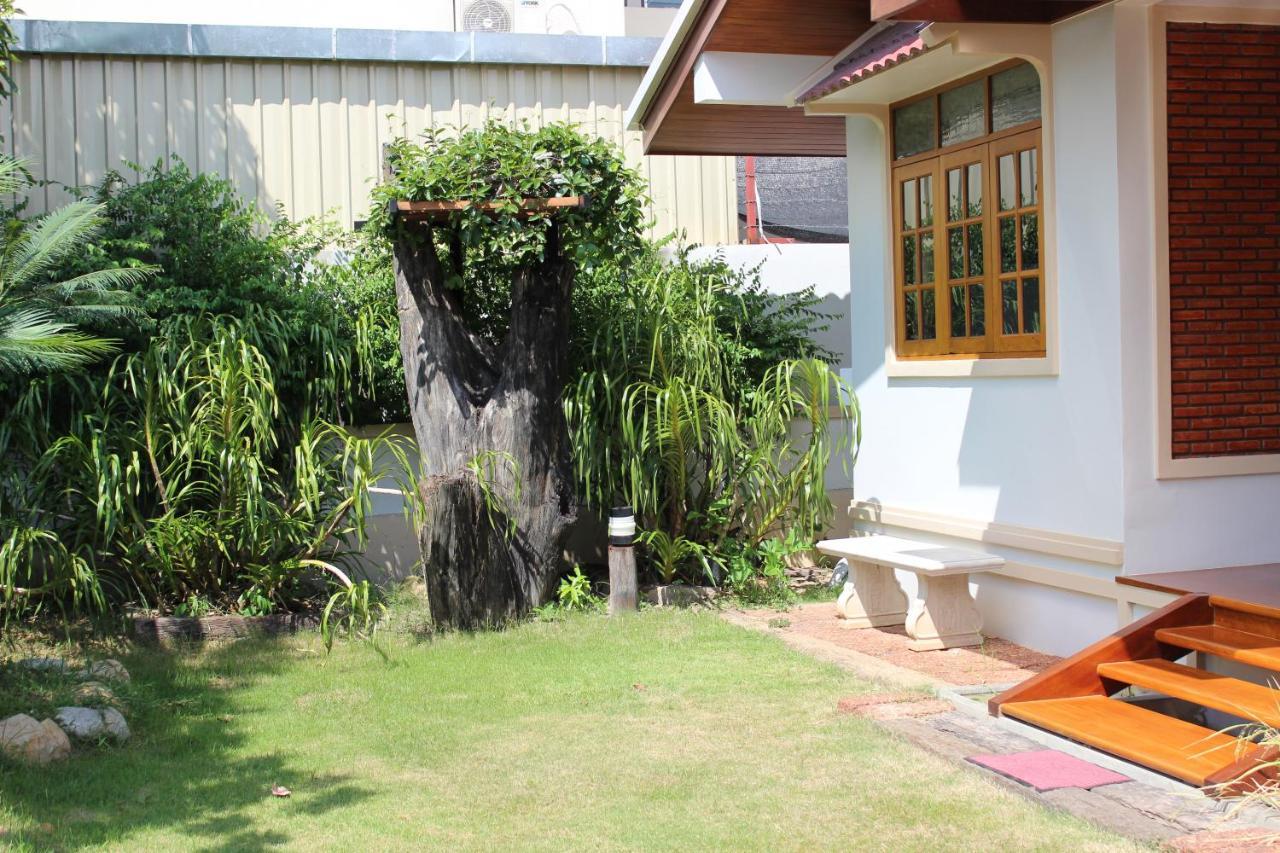 Tree Home Plus Накхонситхаммарат Экстерьер фото